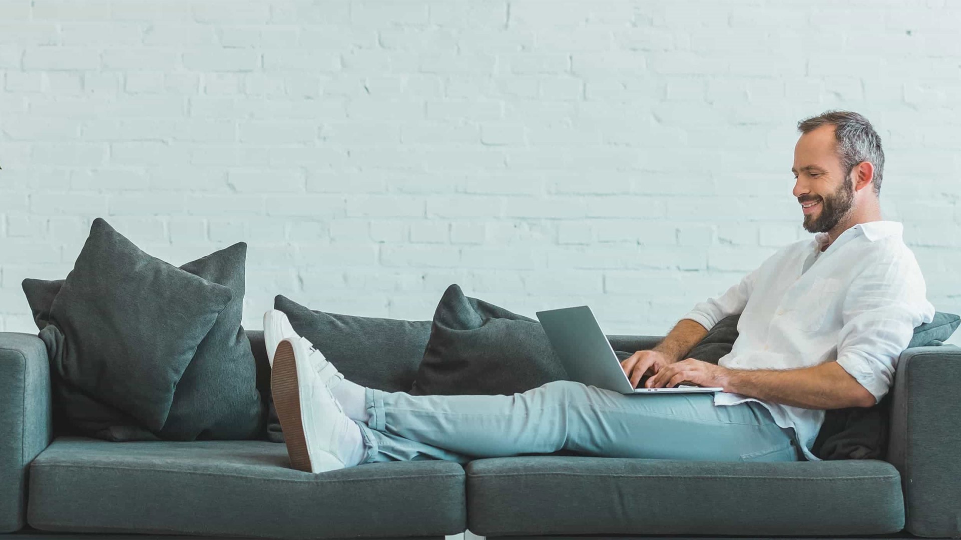 قدّم الطلبات التجارية بالشكل الذي يريحك